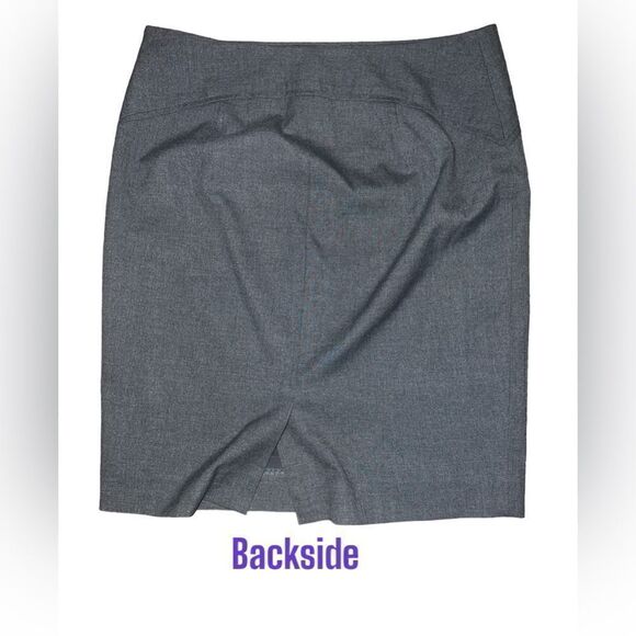 🐘 The Limited Grey Skirt - Picture 2 of 3